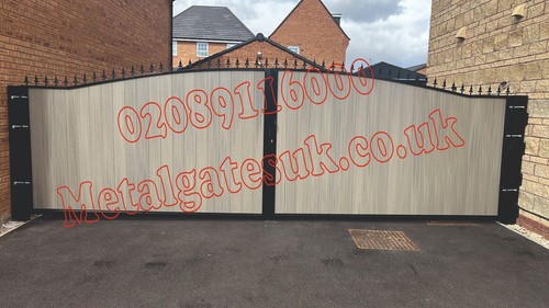 Driveway gate swing - /, /