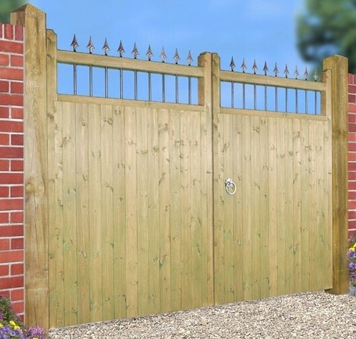 Wooden driveway gates garden - driveway,